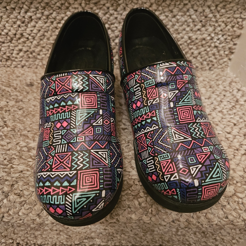 Easy Works Colorful Geometric Pattern Clogs Slip-… - image 1